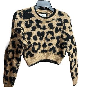 Hollister Cropped sweater XS